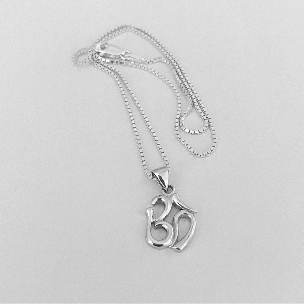 Sterling Silver Small OM Necklace, Silver Chain, Yoga Necklace, Religious Chains
